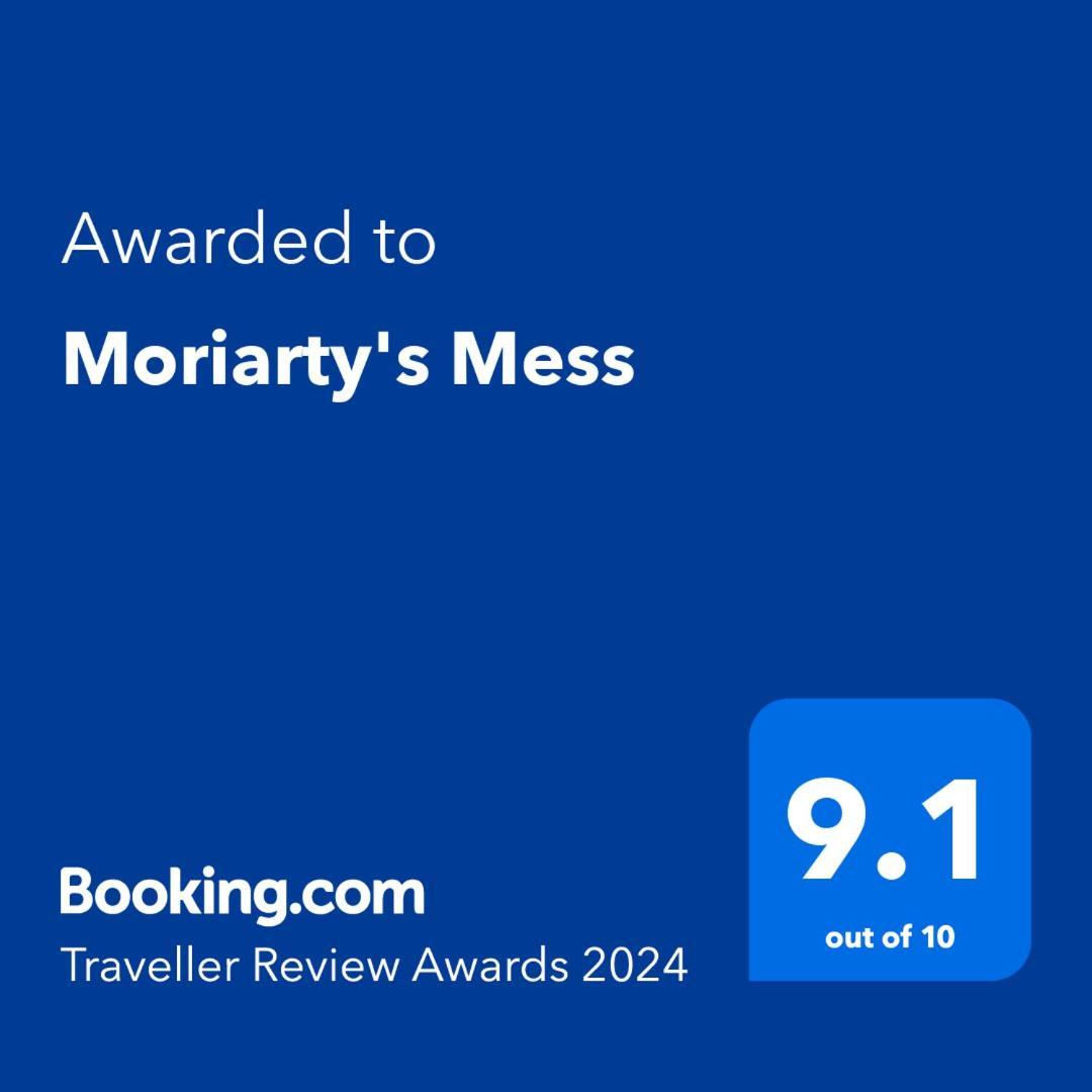 プリマスMoriarty'S Messアパートメント エクステリア 写真